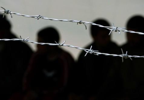 اعتقال 3 مواطنين بينهم زوجة شهيد ونجلها في بيت لحم